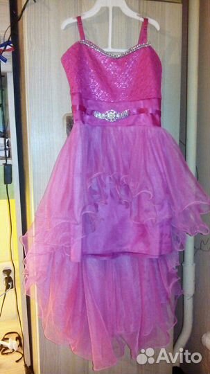 Нарядное платье