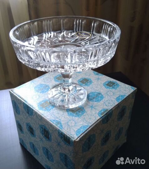 Ваза конфетница из богемского стекла, Чехословакия