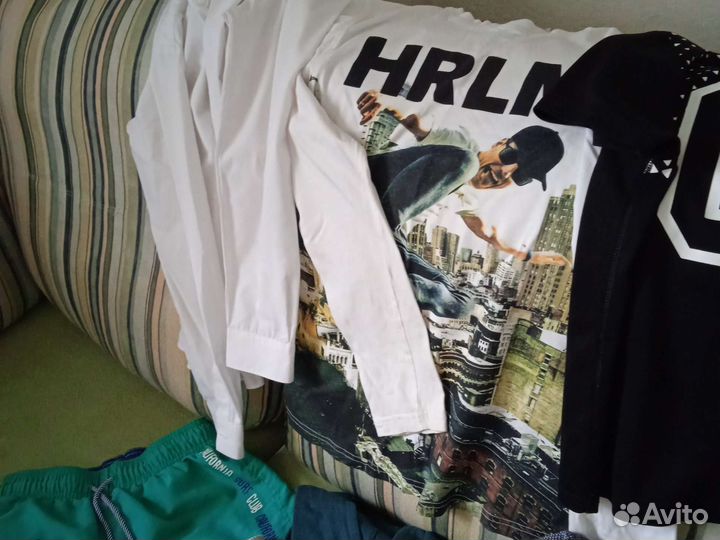 Одежда для мальчика11-13 лет,шорты,худи,джинсы,т д