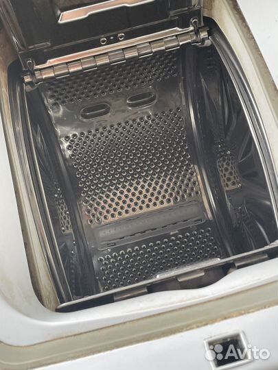 Стиральная машина с вертикальной загрузкой