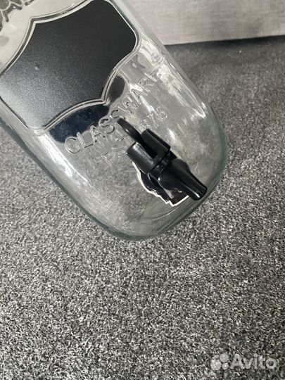 Банка с краном