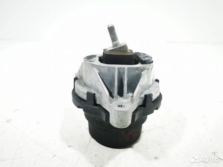 Подушка крепления двигателя левая BMW 3