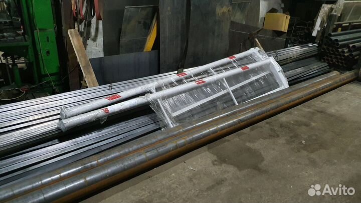 Шлагбаум металлический поворотный 6м арт. 673