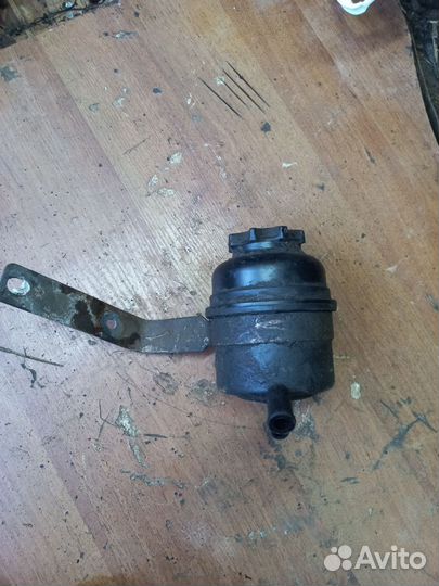 Бачок гура 2110 2112 приора