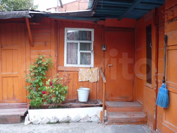 Дом 40 м² на участке 3 сот.