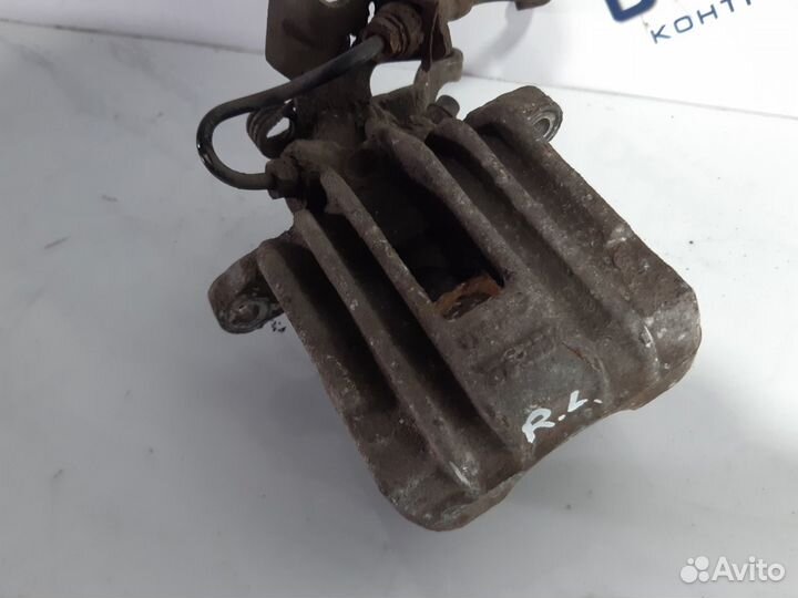 Суппорт задний левый Skoda Octavia A5 1.9 TDI BKC