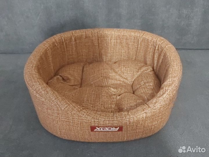 Лежанка для кошек