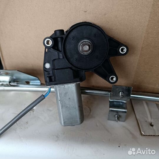 Трапеция стеклоподьемника