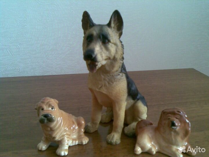 Статуэтки собаки