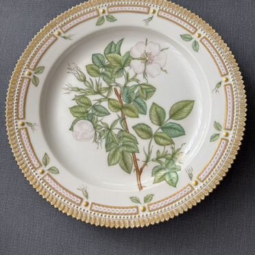 Блюдо, Тарелка от Royal Copenhagen, Flora Delica
