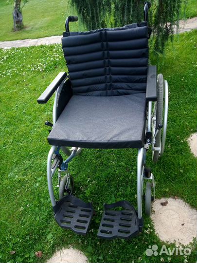 Инвалидная коляска складная бу