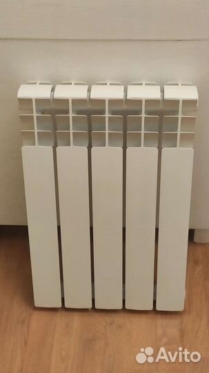 Радиаторы новые 2шт 5 и 6 секций