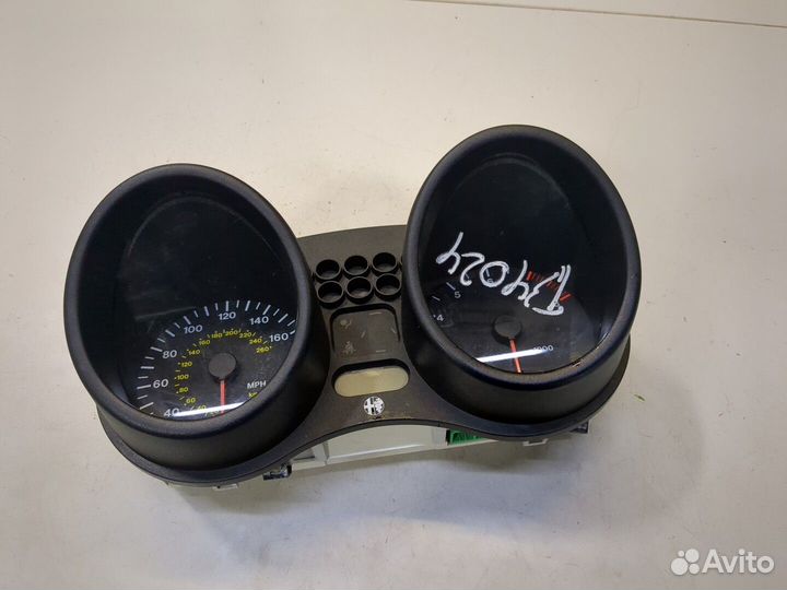 Щиток приборов Alfa Romeo Spider, 1996