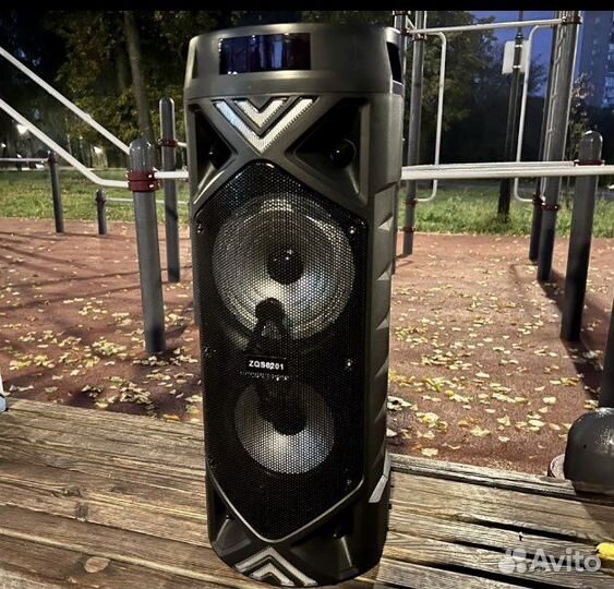 Блютуз колонка