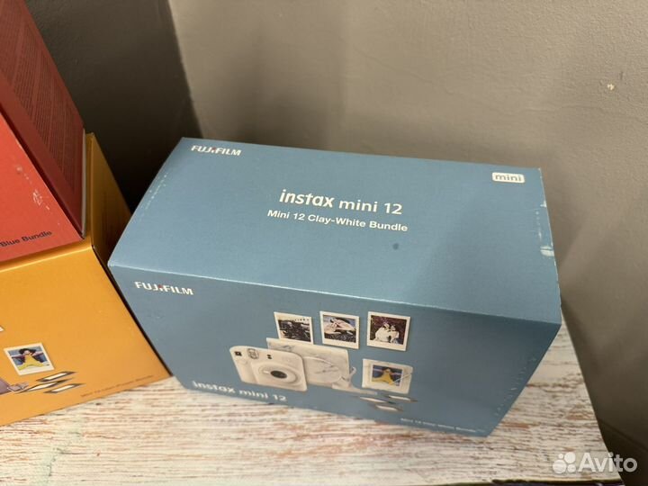 Fujifilm Instax Mini 12 Bundle Combo Фотоаппарат