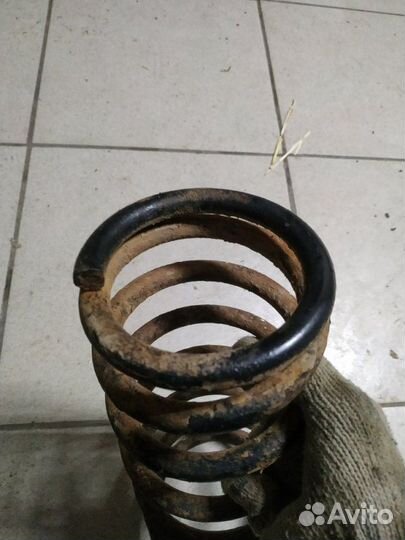 Пружина задняя Hyundai Accent седан G4EC(1.5L