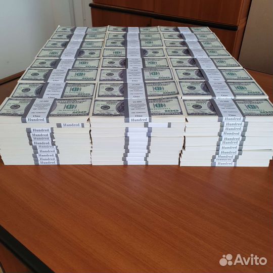 300 пачек номинал 100 Долларов