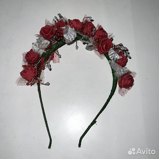 Ободок для девочки из розочек