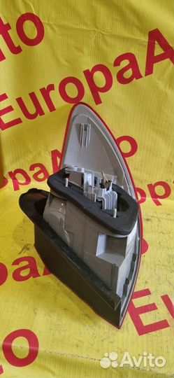 Задний фонарь задний левый Mercedes-Benz B-Class