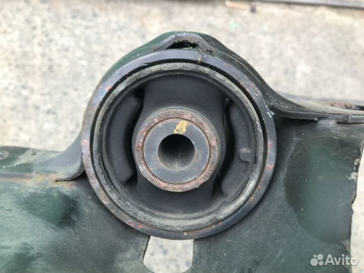 Рычаг honda FIT shuttle GG7 L15A R F 2012 Перед