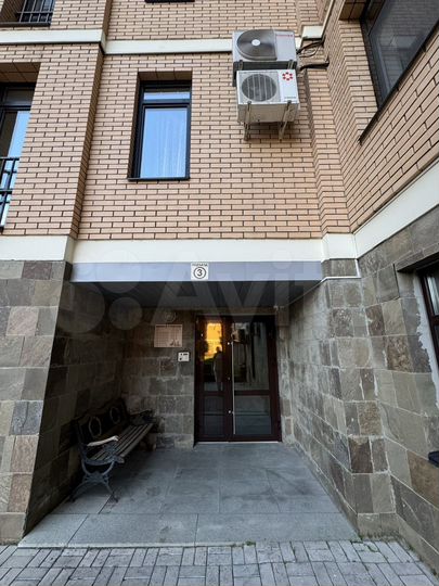 2-к. квартира, 76 м², 6/16 эт.