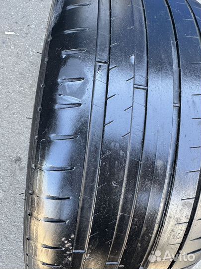 Michelin Pilot Sport 4 245/40 R18 97Y