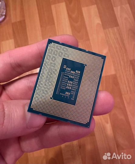 Процессор intel core i5 12400f на гарантии
