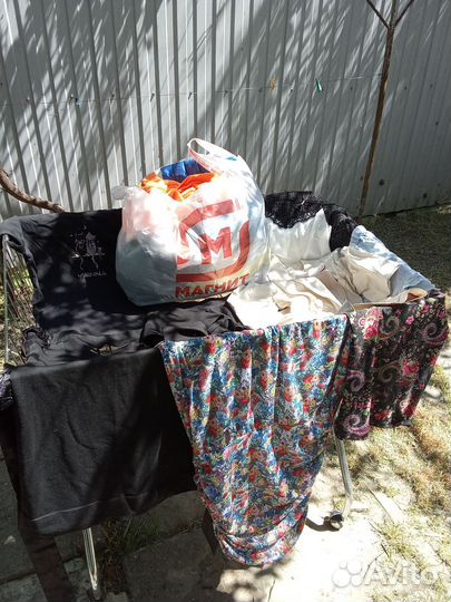 Бесплатно, вещи на девочку размер 42