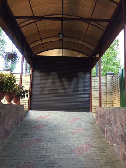 Коттедж 216 м² на участке 4 сот.