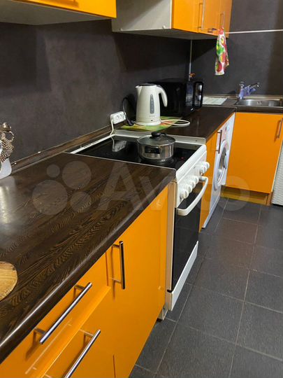 Комната 12 м² в 5-к., 1/12 эт.