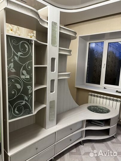 Стенка в гостиную