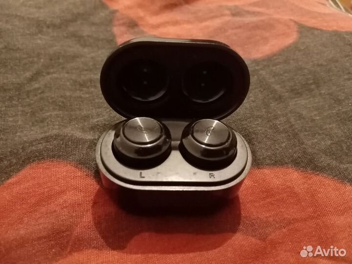 Наушники nobby полностью работаю