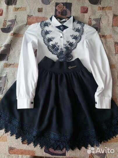 Блузка школьная