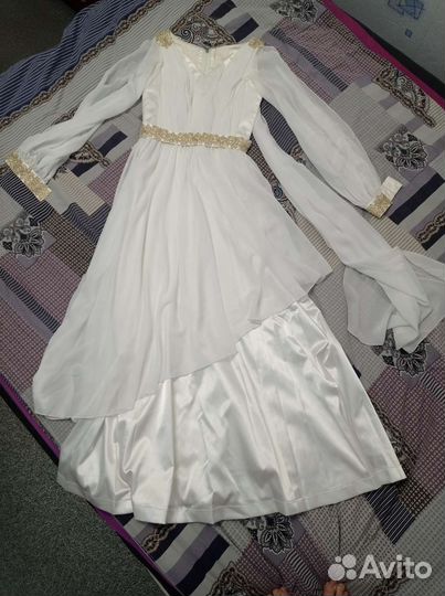 Нарядное платье