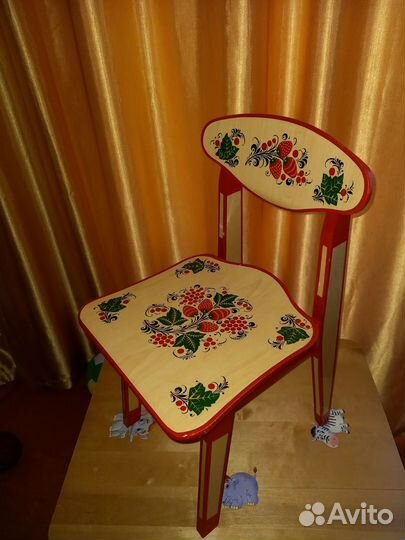 Детский стульчик