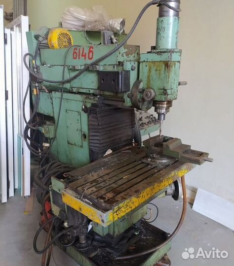 Станок фрезерный с чпу 67К25пф2