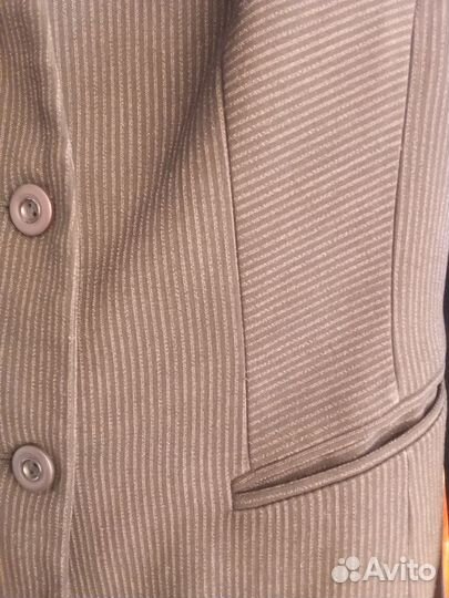 Костюм женский 48р