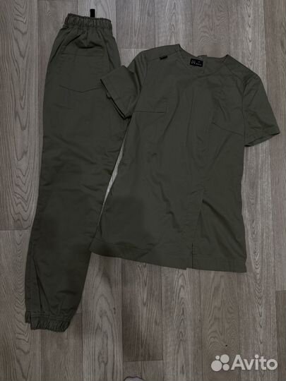 Медицинский костюм