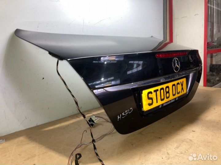 Крышка багажника задняя Mercedes E-Class W211