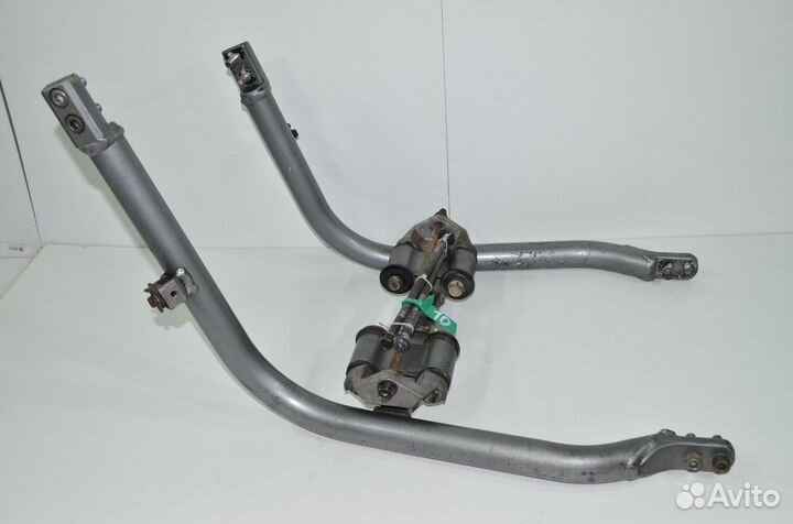 Крепление двигателя Kawasaki ZZR1100-1