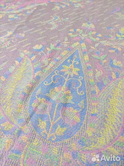 Шарфы и палантины