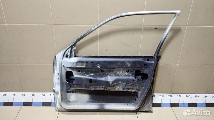 Б/У Б/У Дверь передняя правая 3A0831056 VAG