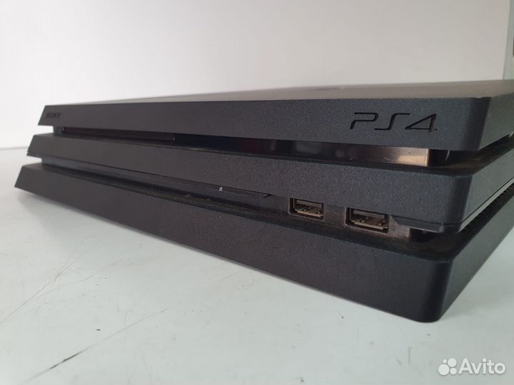Игровая приставка Sony Playstation 4 Pro 1TB