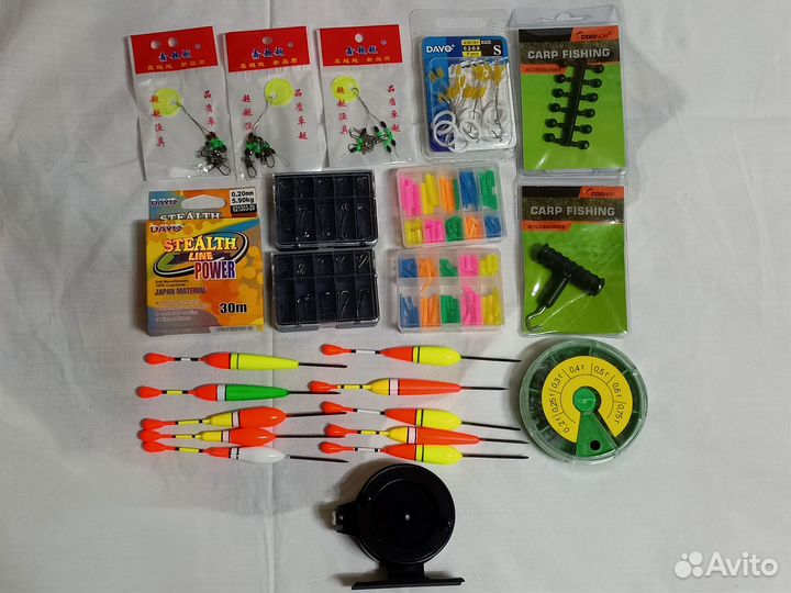 Набор рыболова для летней рыбалки