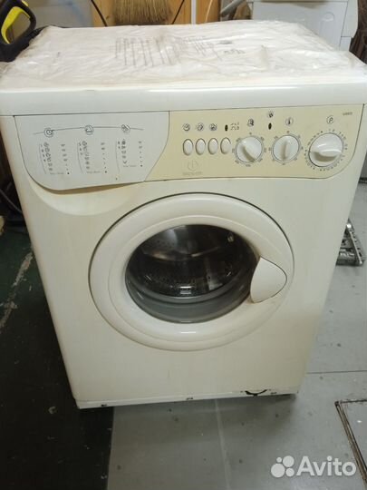 Стиральная машина Indesit