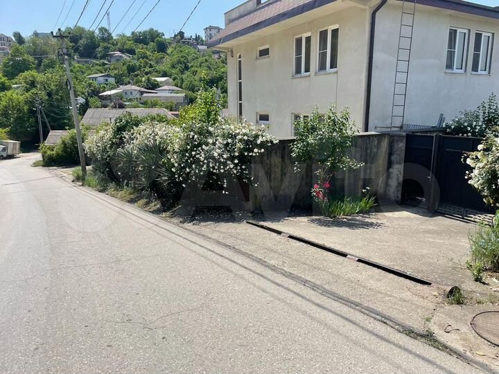 Дом 240 м² на участке 7 сот.