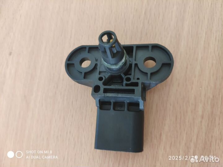 Датчик абсолютного давления Skoda Octavia III (201