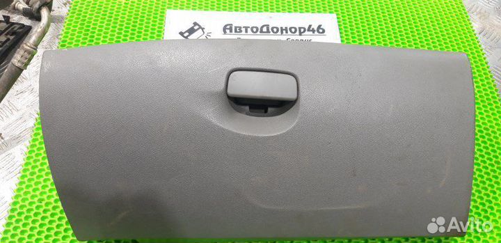 Крышка бардачка Renault Megane 3