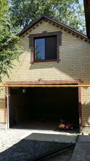 Дом 247 м² на участке 5 сот.