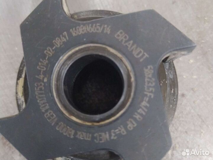 Фреза для снятия свесов R3